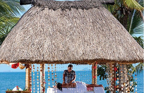 Nadi Resort | Awaken to the sound of lapping waves!