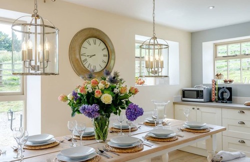 Bradbourne House | AWARD-WINNING, 5* LUXURY, TISSINGTON FORD BARN, DERBYSHIRE. 12 GUESTS & 2 DOGS