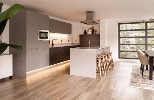 Leicester City Centre Apartment | Award Winning Stunning Modern Glass Wall Penthouse, Leicester City Centre Treeside Views