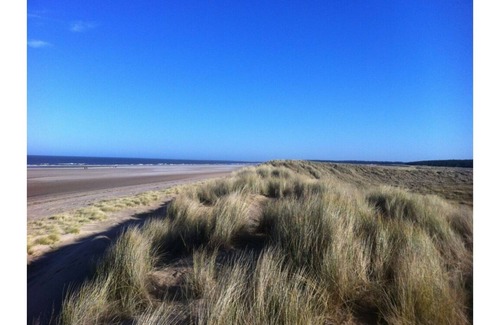 Sharrington Cottage | Award-winning, stylish and simple, in a countryside setting near the coast