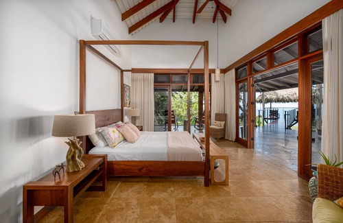 Mal Pais Cabin | Award Winning Villa Brisas Del Cabo - Close to beaches & Family Friendly