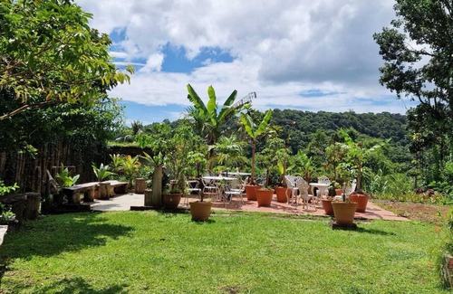Fort-de-France Villa | Awarded the Fondation Patrimoine/Mission BERN label and located at the foot of the North Pitons