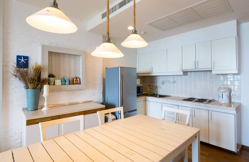 Khao Tao Apartment | Away Baannubkluen beachfront condo @ hu