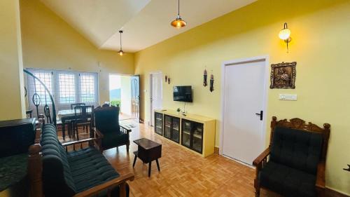 Ooty Villa | Away From Home - 1 - Home Stay Ooty, Entire 3BHK Villa