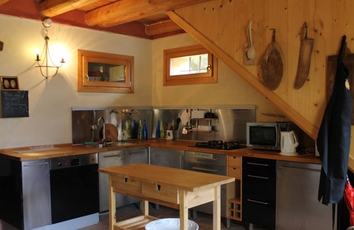 Miane House | Away from overturism at harvest time