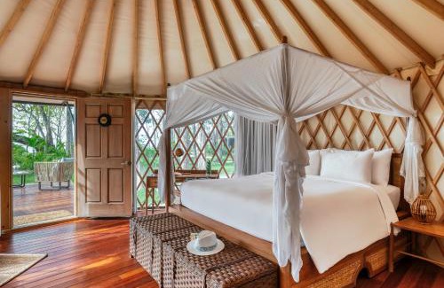 Kawthaung Hotel | Awei Pila (Mergui Archipelago)