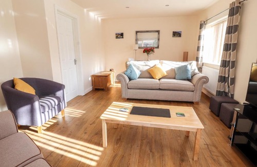 Llangynog House | Awel Y Berwyn