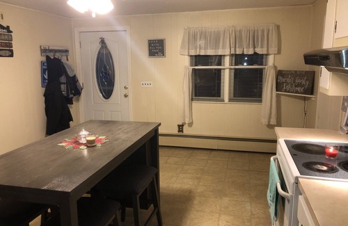 Coventry House | Awesome 3 bd lake house on Johnson’s Pond