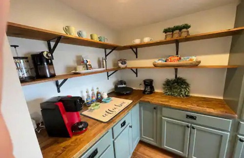 Scott County House | Awesome 3 Bedroom River Front Retreat right on the water!