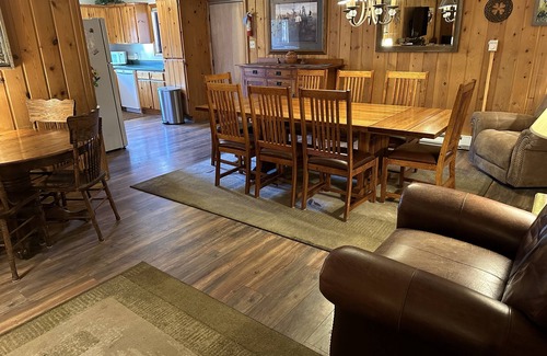 Greer Cabin | Awesome 4BR-2BA on Main Street! Huge porch, Stocked Trout Pond, Wood stove.