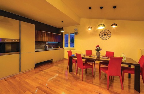 Kastel Gomilica Apartment | Awesome apartment in Kastel Gomilica