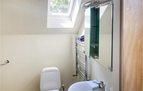 Oskarshamn Municipality Apartment | Awesome Apartment In Fårbo With Wifi