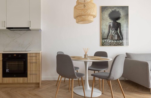 Srodmiescie Apartment | Awesome apartment in Gdynia with WiFi