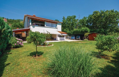 Opric Apartment | Awesome apartment in Ika with 1 Bedrooms and WiFi