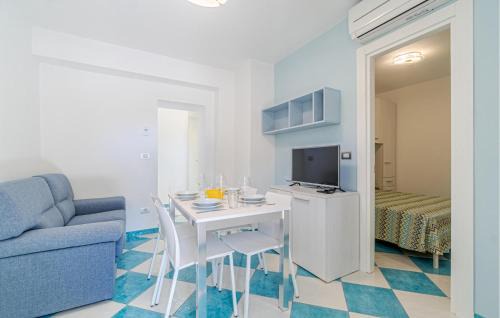 Ghiaia Apartment | Awesome Apartment In Deiva Marina