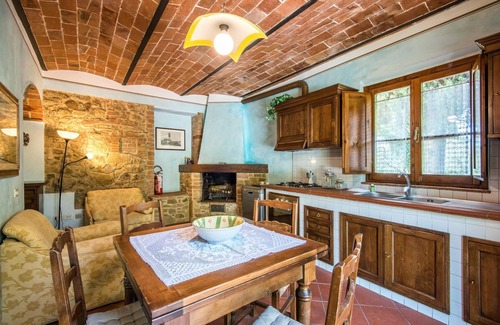 San Vivaldo Apartment | Awesome apartment in Montaione