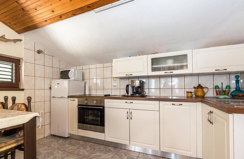Jadrija Apartment | Awesome apartment in Jadrija with WiFi