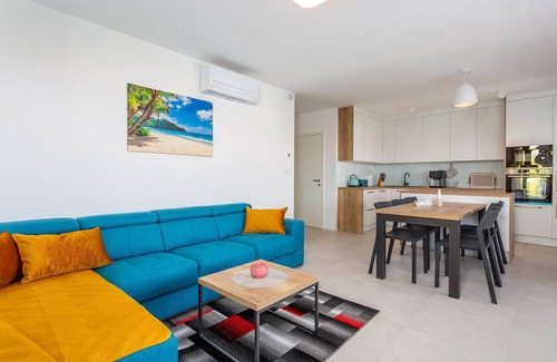 Milcetici Apartment | Awesome apartment in Malinska