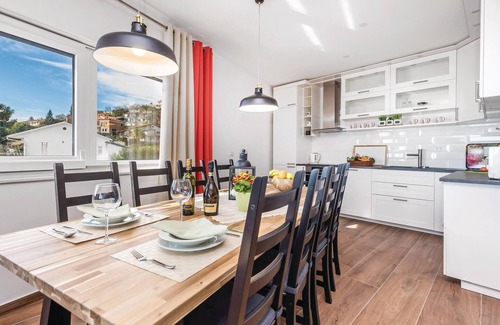 Pobri Apartment | Awesome apartment in Opatija with sauna
