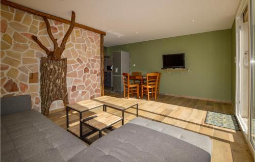 San-Lorenzo Apartment | Awesome Apartment In San Lorenzo