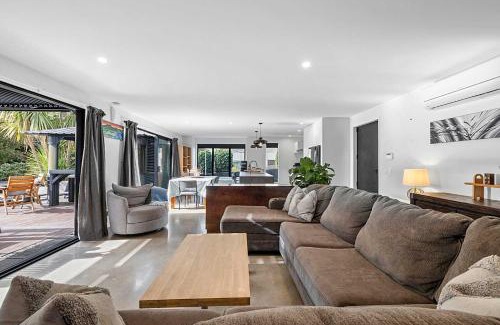 New Plymouth CBD House | Awesome Aubrey