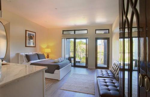 Bankers Hill Apartment | Awesome Balboa and Downtown View with Cozy Patio