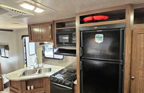Kissimmee House | AWESOME BUNKHOUSE CAMPER IN DISNEY AREA 5 STAR RATED MILL CREEK RESORT 2700