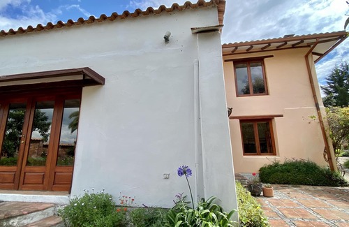 Valle de Los Chillos Villa | AWESOME COUNTRY VILLA LA SOLANA IN METRO QUITO