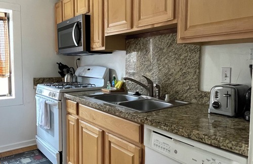 Big Bear Lake Cottage | Awesome Eagle Point Corner Cottage Conveniently Located, Close To Everything!