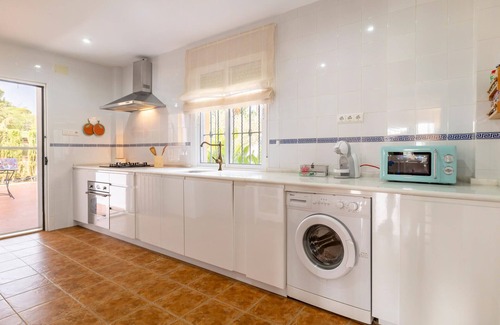 Villanueva del Rio y Minas House | Awesome home in Villanueva del Rio y M