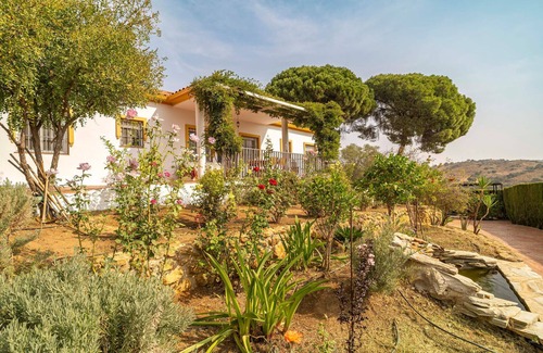 Villanueva del Rio y Minas House | Awesome home in Villanueva del Rio y M