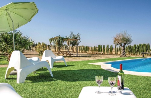 Villanueva del Duque House | Awesome home in Villanueva del Duque