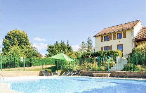 Saint-Saud-Lacoussiere House | Awesome Home In St Saud Lacoussiere