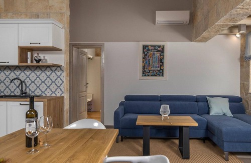 Biograd na Moru House | Awesome home in Sveti Filip i Jakov