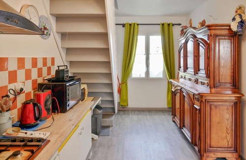 Selles-Saint-Denis House | Awesome home in Selles-Saint-Denis