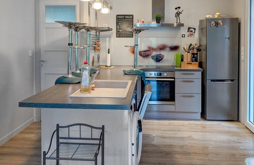 Bellaffaire House | Awesome home in Bellaffaire with WiFi