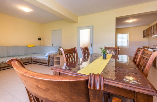 Gornje Ceranje House | Awesome home in Benkovac with WiFi