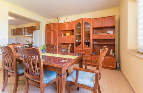Gornje Ceranje House | Awesome home in Benkovac with WiFi