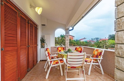 Barbariga House | Awesome home in Betiga with kitchen