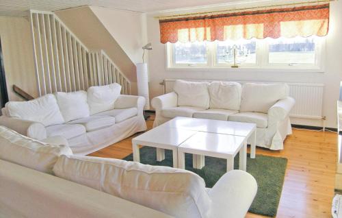 Bolmso House | Awesome Home In Bolmsö With Sauna