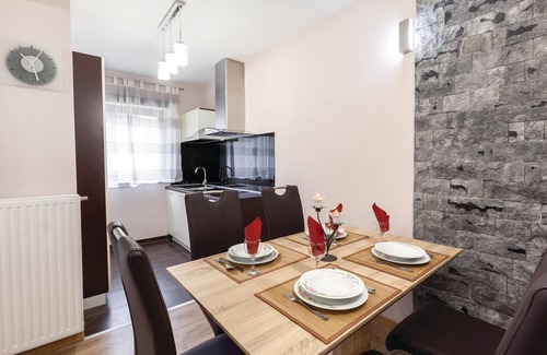 Brestovac House | Awesome home in Brestovac with sauna