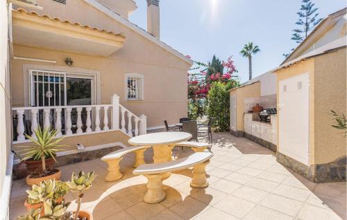 Rojales House | Awesome Home In Ciudad Quesada-Rojales