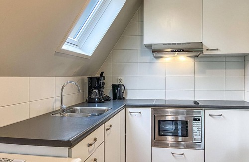 Den Oever House | Awesome home in Den Oever with WiFi
