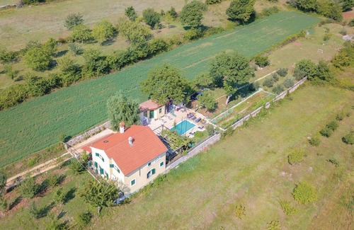 Dicmo House | Awesome home in Dicmo