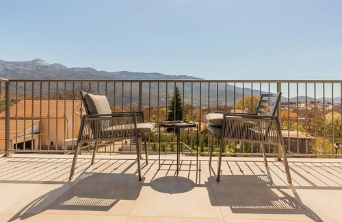 Dugopolje House | Awesome home in Dugopolje with sauna