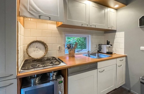 Emst House | Awesome home in Emst with kitchen