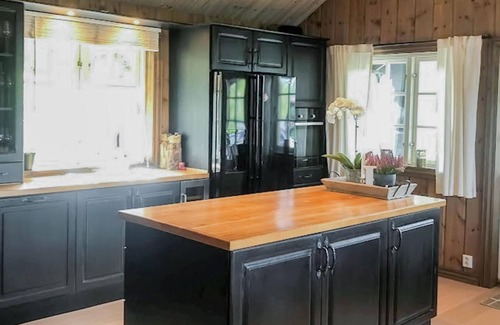 Hol House | Awesome home in Geilo with sauna