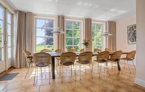 Haslev House | Awesome Home In Haslev With Kitchen