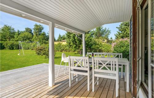 Holbaek House | Awesome Home In Holbæk With Kitchen