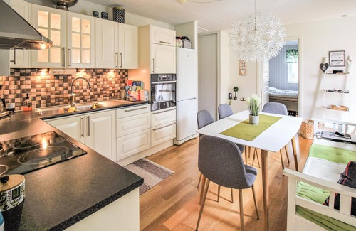 Horby House | Awesome home in Hörby with kitchen